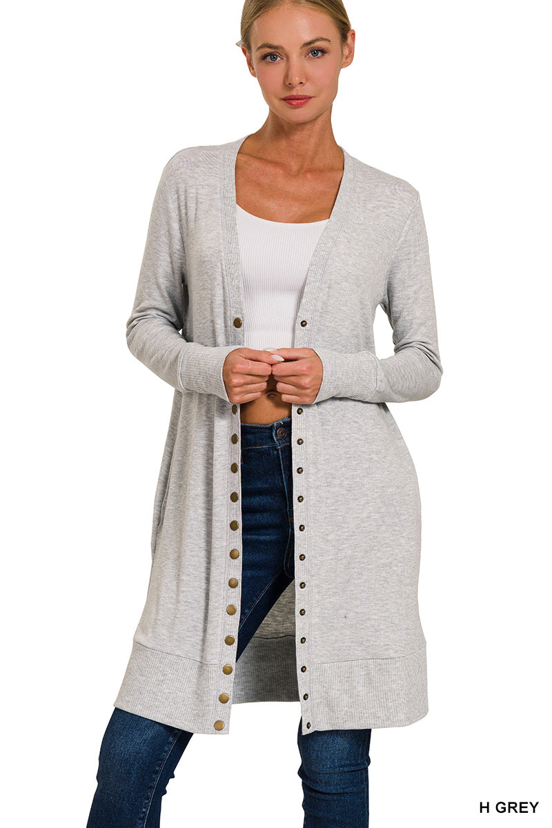 THIGH-LENGTH SNAP BUTTON CARDIGAN
