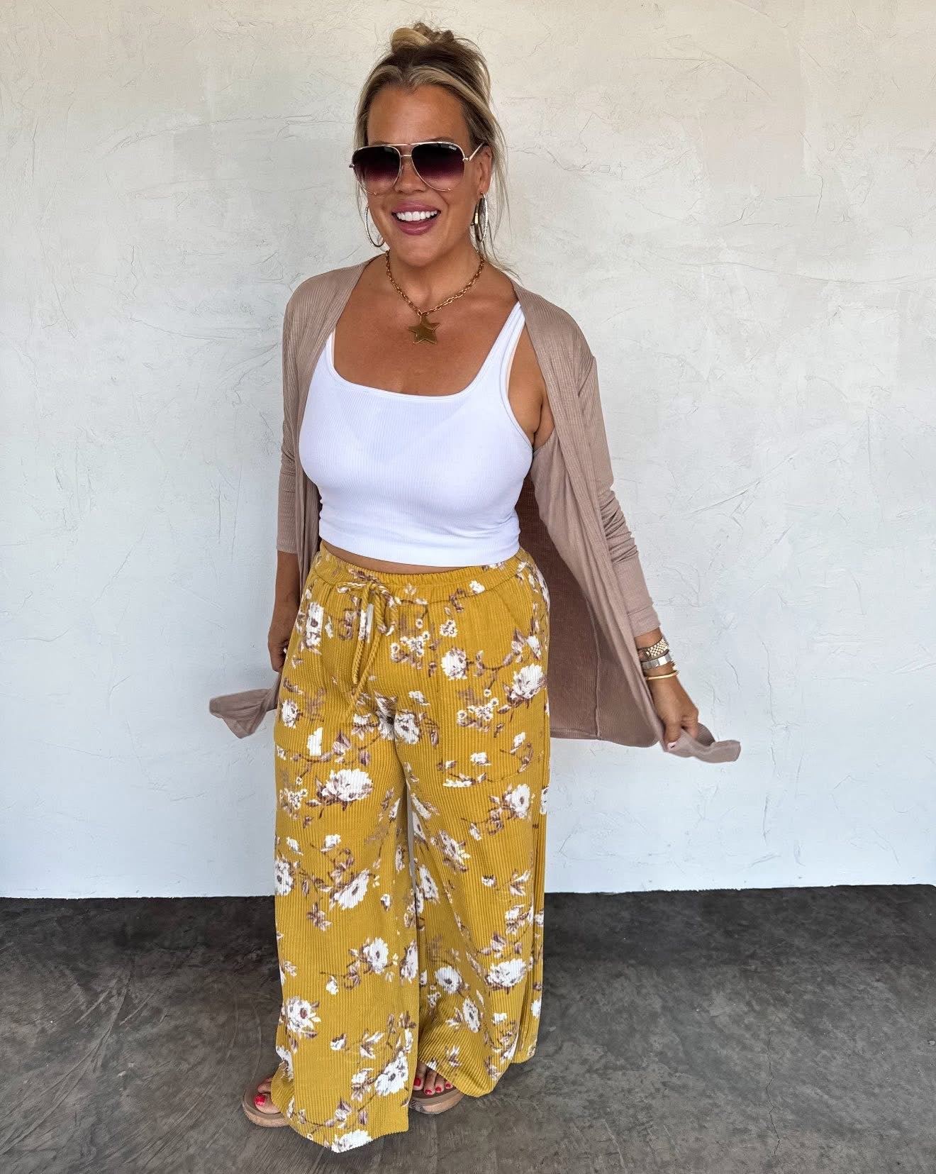 ✨PREORDER- HADDIE FLORAL WIDE LEG PANTS✨