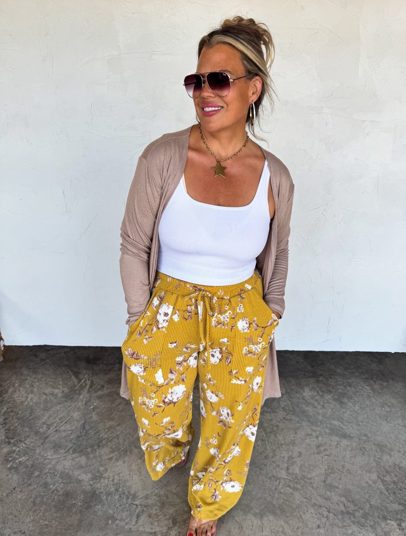✨PREORDER- HADDIE FLORAL WIDE LEG PANTS✨