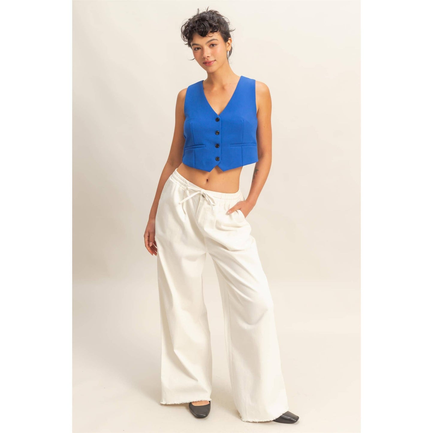 Elasticized Waist Loose Fit Jeans